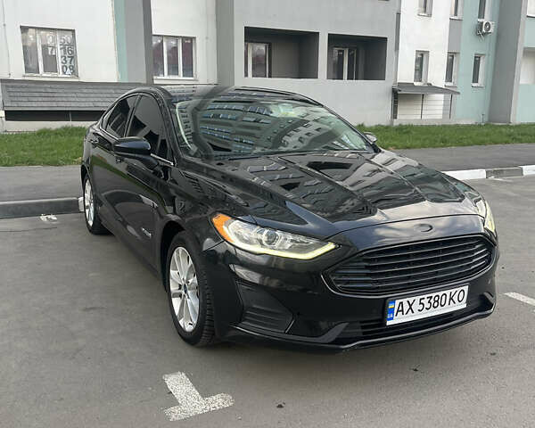 Черный Форд Фьюжн, объемом двигателя 2 л и пробегом 133 тыс. км за 17000 $, фото 2 на Automoto.ua