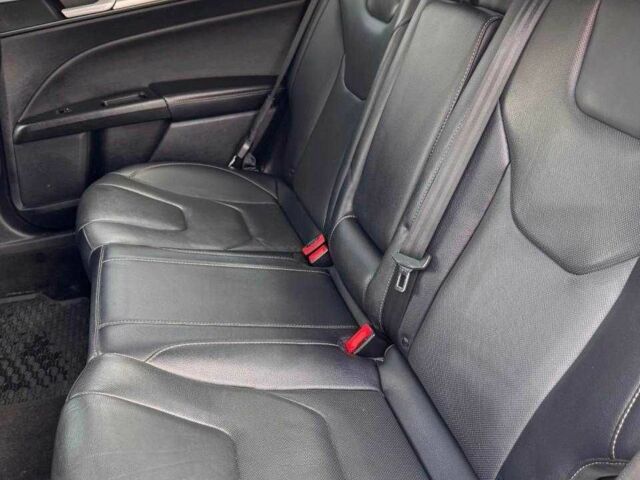 Форд Фьюжен 2019 у Львові на Automoto.ua Чорний Форд Фьюжен, об'ємом двигуна 2 л та пробігом 110 тис. км за 13000 $, фото 4 на Automoto.ua