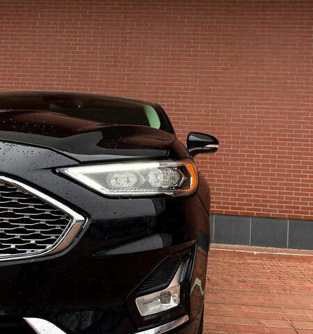 Черный Форд Фьюжн, объемом двигателя 2 л и пробегом 127 тыс. км за 14500 $, фото 6 на Automoto.ua