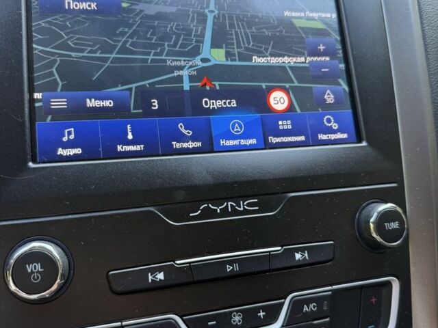 Черный Форд Фьюжн, объемом двигателя 2 л и пробегом 124 тыс. км за 15500 $, фото 4 на Automoto.ua