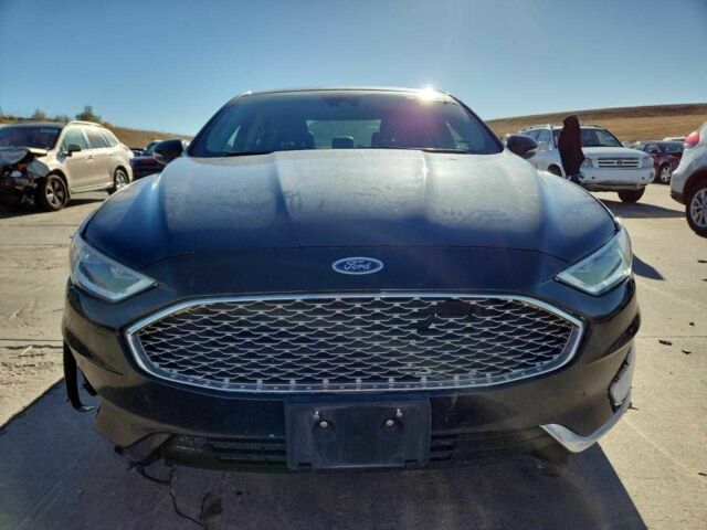 Чорний Форд Фьюжен, об'ємом двигуна 2 л та пробігом 154 тис. км за 1500 $, фото 4 на Automoto.ua