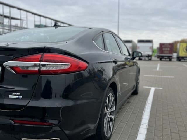 Черный Форд Фьюжн, объемом двигателя 2 л и пробегом 183 тыс. км за 13100 $, фото 3 на Automoto.ua