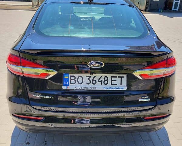 Чорний Форд Фьюжен, об'ємом двигуна 1.5 л та пробігом 27 тис. км за 13500 $, фото 4 на Automoto.ua