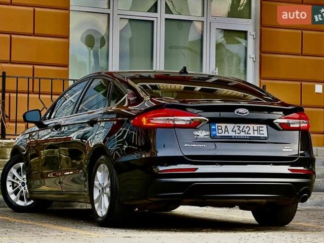Черный Форд Фьюжн, объемом двигателя 1.5 л и пробегом 93 тыс. км за 12999 $, фото 28 на Automoto.ua