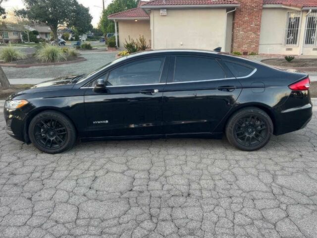 Черный Форд Фьюжн, объемом двигателя 2 л и пробегом 47 тыс. км за 9000 $, фото 4 на Automoto.ua