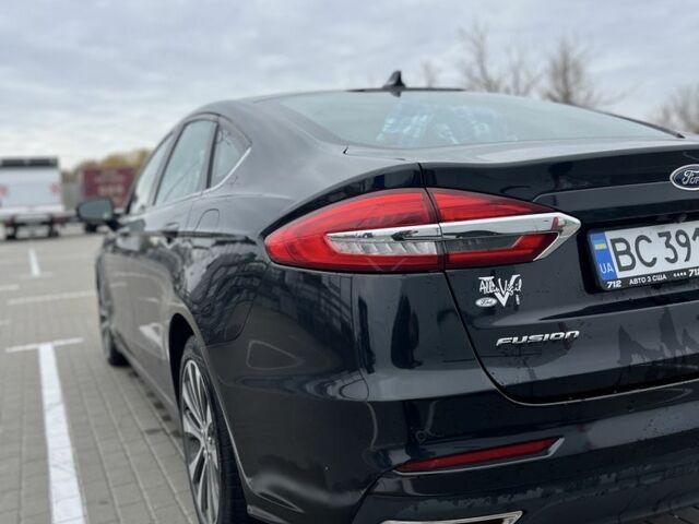 Черный Форд Фьюжн, объемом двигателя 2 л и пробегом 183 тыс. км за 13100 $, фото 4 на Automoto.ua