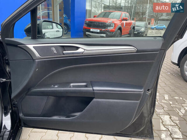 Черный Форд Фьюжн, объемом двигателя 2 л и пробегом 122 тыс. км за 16200 $, фото 19 на Automoto.ua