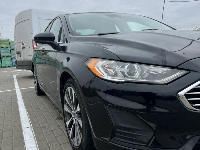 Черный Форд Фьюжн, объемом двигателя 2 л и пробегом 183 тыс. км за 13100 $, фото 6 на Automoto.ua