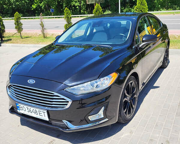 Чорний Форд Фьюжен, об'ємом двигуна 1.5 л та пробігом 27 тис. км за 13500 $, фото 3 на Automoto.ua