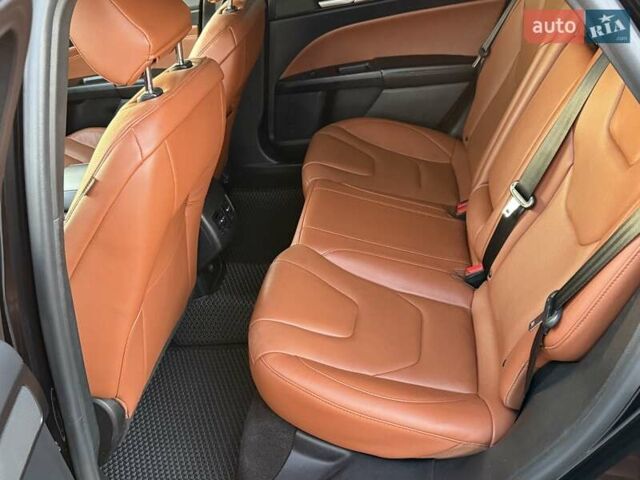 Черный Форд Фьюжн, объемом двигателя 2 л и пробегом 86 тыс. км за 18000 $, фото 20 на Automoto.ua