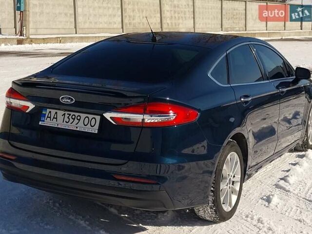 Черный Форд Фьюжн, объемом двигателя 2 л и пробегом 82 тыс. км за 17999 $, фото 4 на Automoto.ua