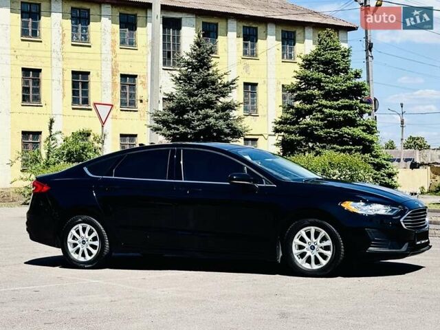 Черный Форд Фьюжн, объемом двигателя 2 л и пробегом 45 тыс. км за 14950 $, фото 13 на Automoto.ua