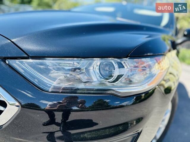 Черный Форд Фьюжн, объемом двигателя 2 л и пробегом 45 тыс. км за 14950 $, фото 24 на Automoto.ua