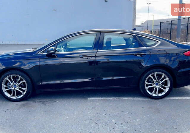 Черный Форд Фьюжн, объемом двигателя 2 л и пробегом 145 тыс. км за 14500 $, фото 3 на Automoto.ua