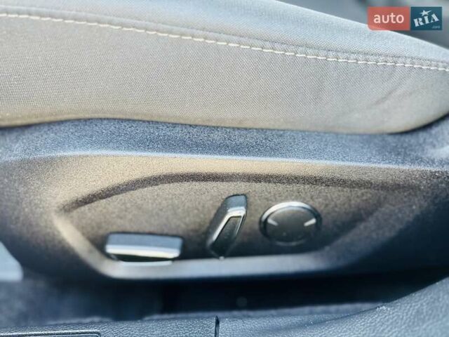 Черный Форд Фьюжн, объемом двигателя 2 л и пробегом 45 тыс. км за 14700 $, фото 58 на Automoto.ua