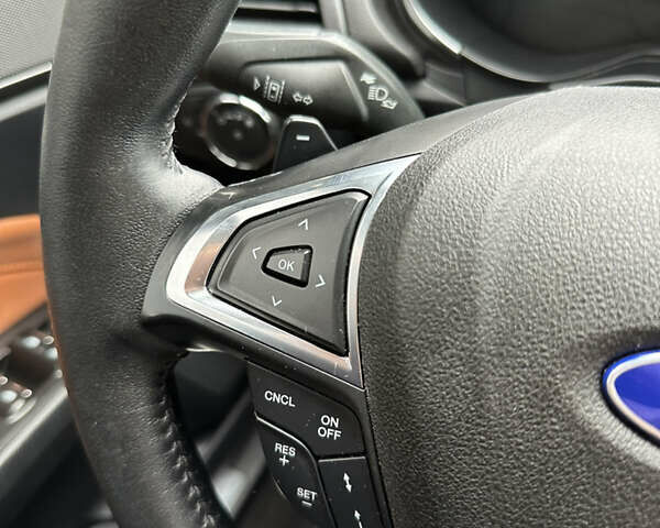 Форд Фьюжн 2020 в Киеве на Automoto.ua Черный Форд Фьюжн, объемом двигателя 2 л и пробегом 59 тыс. км за 18200 $, фото 26 на Automoto.ua