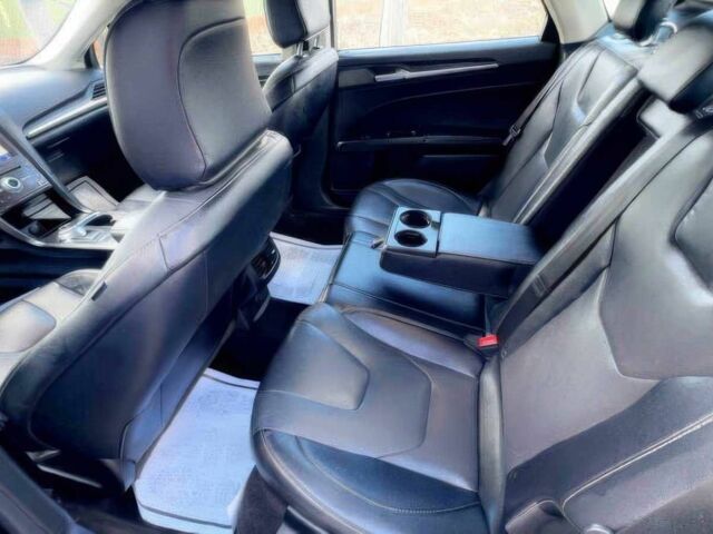 Чорний Форд Фьюжен, об'ємом двигуна 2 л та пробігом 45 тис. км за 14500 $, фото 12 на Automoto.ua