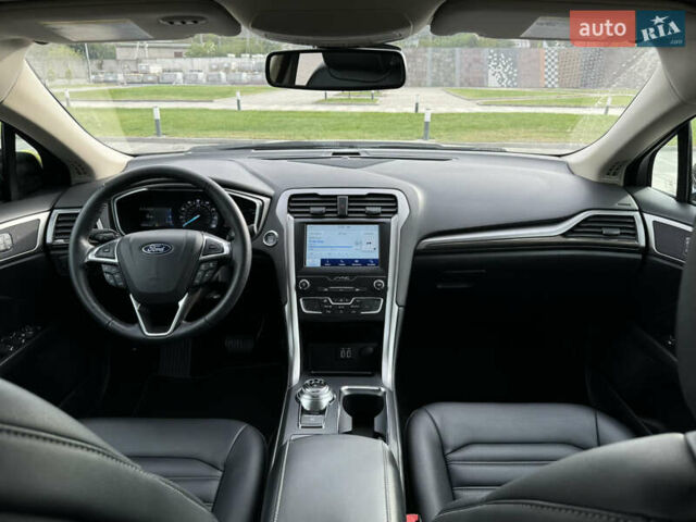 Черный Форд Фьюжн, объемом двигателя 1.5 л и пробегом 53 тыс. км за 15000 $, фото 13 на Automoto.ua