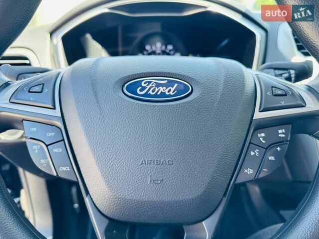 Черный Форд Фьюжн, объемом двигателя 2 л и пробегом 45 тыс. км за 14950 $, фото 52 на Automoto.ua