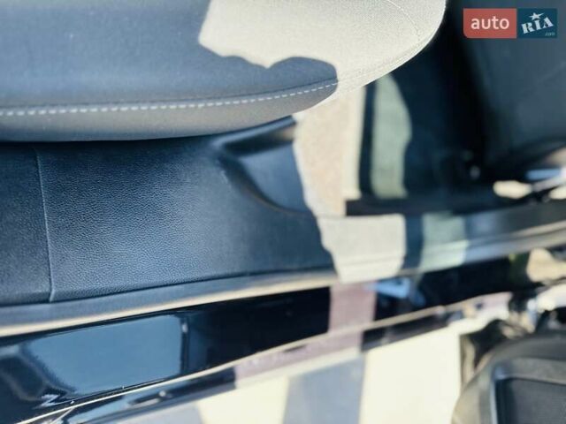 Черный Форд Фьюжн, объемом двигателя 2 л и пробегом 45 тыс. км за 15750 $, фото 89 на Automoto.ua