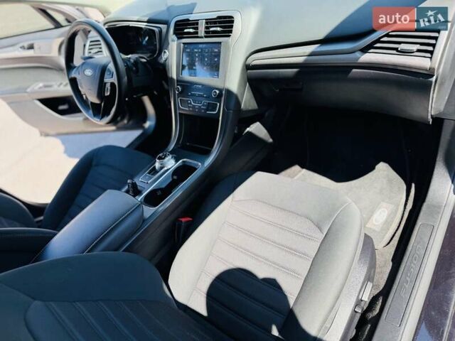 Черный Форд Фьюжн, объемом двигателя 2 л и пробегом 45 тыс. км за 14950 $, фото 28 на Automoto.ua