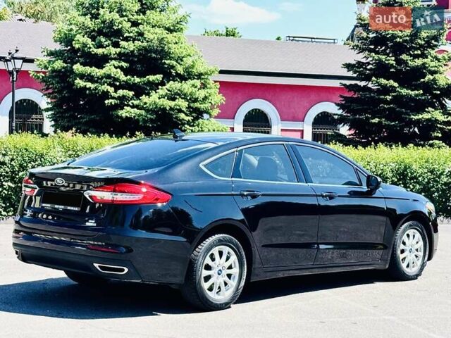 Черный Форд Фьюжн, объемом двигателя 2 л и пробегом 45 тыс. км за 15750 $, фото 31 на Automoto.ua