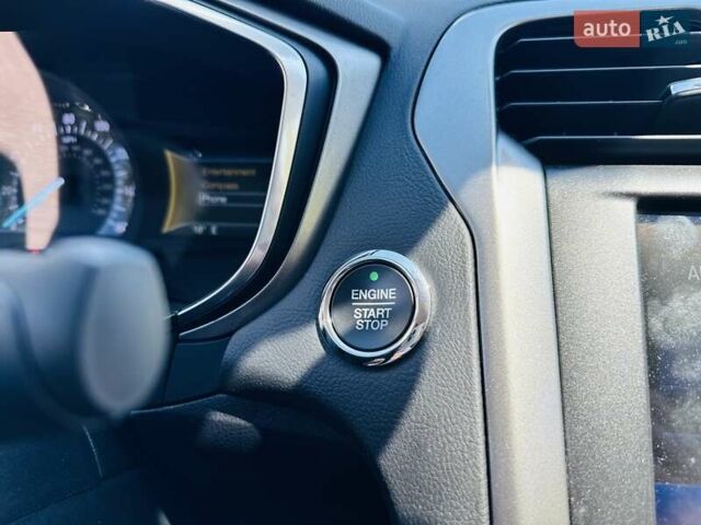 Черный Форд Фьюжн, объемом двигателя 2 л и пробегом 45 тыс. км за 14700 $, фото 65 на Automoto.ua