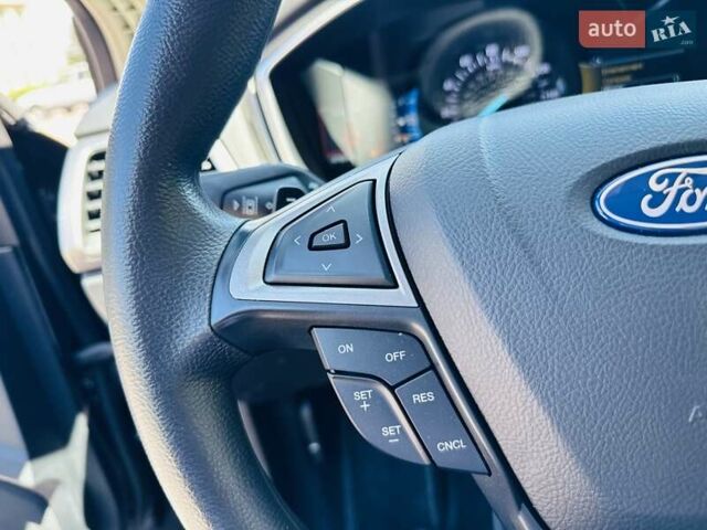 Черный Форд Фьюжн, объемом двигателя 2 л и пробегом 45 тыс. км за 14950 $, фото 48 на Automoto.ua