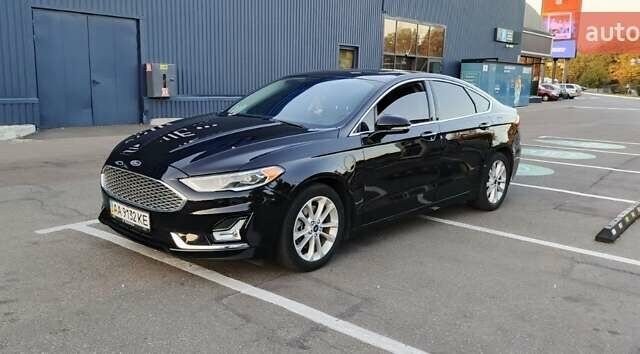 Форд Фьюжн 2020 в Киеве на Automoto.ua Черный Форд Фьюжн, объемом двигателя 2 л и пробегом 71 тыс. км за 19300 $, фото 14 на Automoto.ua