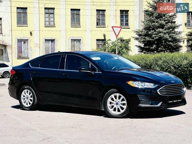 Черный Форд Фьюжн, объемом двигателя 2 л и пробегом 45 тыс. км за 15750 $, фото 30 на Automoto.ua