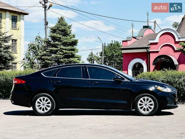 Черный Форд Фьюжн, объемом двигателя 2 л и пробегом 45 тыс. км за 14950 $, фото 14 на Automoto.ua