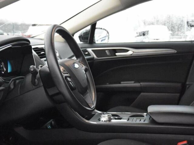 Черный Форд Фьюжн, объемом двигателя 2 л и пробегом 120 тыс. км за 9000 $, фото 3 на Automoto.ua