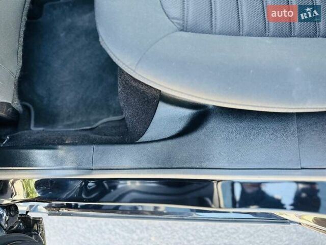 Черный Форд Фьюжн, объемом двигателя 2 л и пробегом 45 тыс. км за 15750 $, фото 94 на Automoto.ua