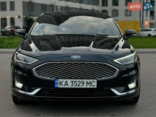 Черный Форд Фьюжн, объемом двигателя 2 л и пробегом 114 тыс. км за 9900 $, фото 1 на Automoto.ua