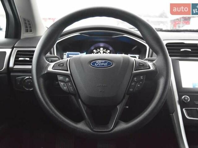 Черный Форд Фьюжн, объемом двигателя 2 л и пробегом 160 тыс. км за 14800 $, фото 6 на Automoto.ua