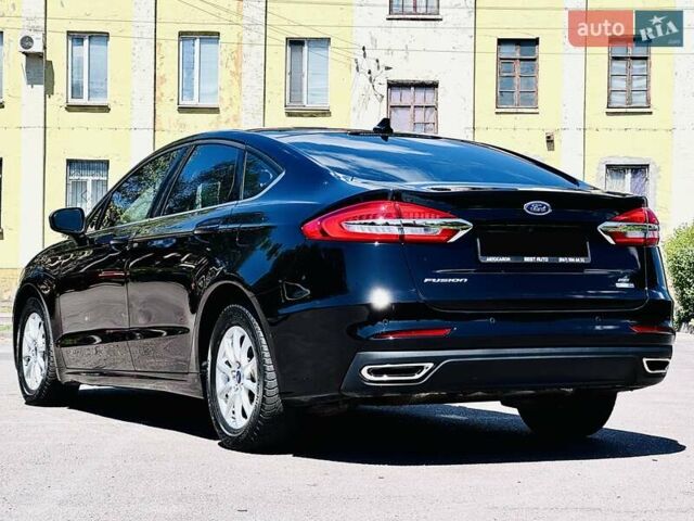 Черный Форд Фьюжн, объемом двигателя 2 л и пробегом 45 тыс. км за 14950 $, фото 3 на Automoto.ua