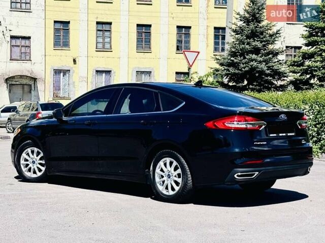 Черный Форд Фьюжн, объемом двигателя 2 л и пробегом 45 тыс. км за 14950 $, фото 9 на Automoto.ua