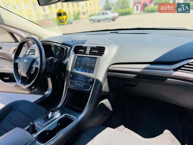 Черный Форд Фьюжн, объемом двигателя 2 л и пробегом 45 тыс. км за 14950 $, фото 32 на Automoto.ua