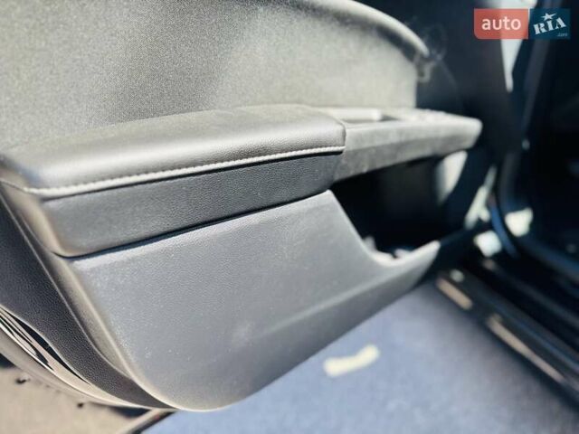 Черный Форд Фьюжн, объемом двигателя 2 л и пробегом 45 тыс. км за 14950 $, фото 43 на Automoto.ua