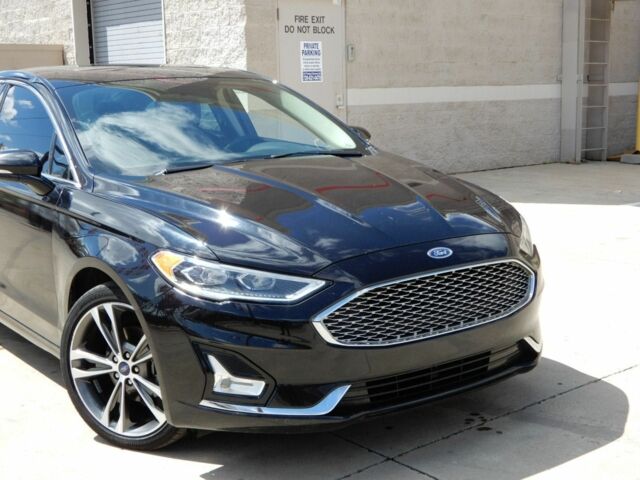 Черный Форд Фьюжн, объемом двигателя 2 л и пробегом 41 тыс. км за 15000 $, фото 1 на Automoto.ua