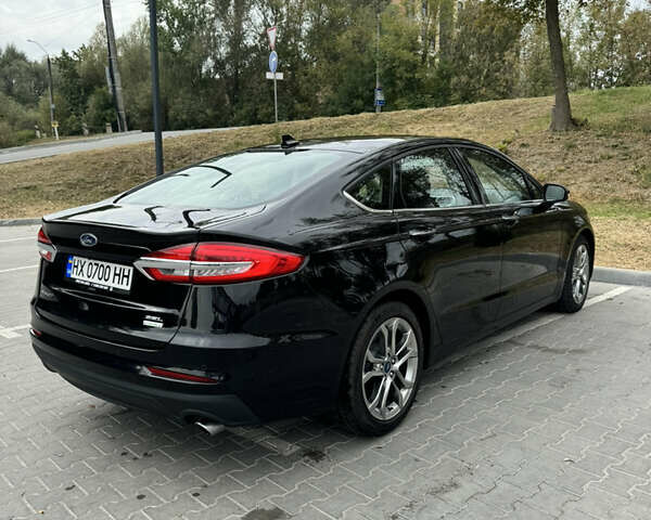 Черный Форд Фьюжн, объемом двигателя 1.5 л и пробегом 53 тыс. км за 15000 $, фото 6 на Automoto.ua