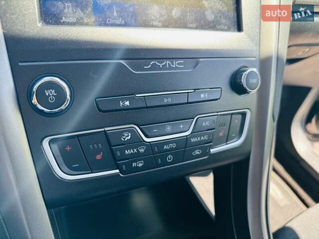 Черный Форд Фьюжн, объемом двигателя 2 л и пробегом 45 тыс. км за 14950 $, фото 51 на Automoto.ua