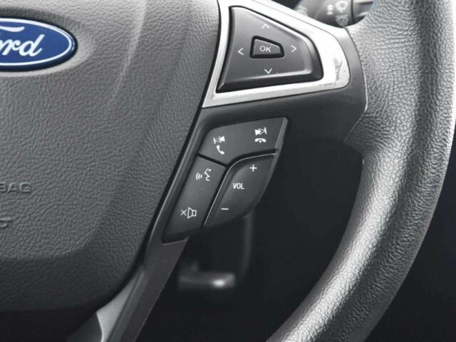 Черный Форд Фьюжн, объемом двигателя 2 л и пробегом 120 тыс. км за 9000 $, фото 7 на Automoto.ua