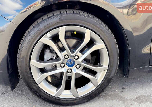 Черный Форд Фьюжн, объемом двигателя 2 л и пробегом 145 тыс. км за 14500 $, фото 6 на Automoto.ua