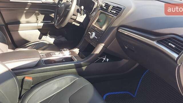 Черный Форд Фьюжн, объемом двигателя 2 л и пробегом 82 тыс. км за 17999 $, фото 15 на Automoto.ua