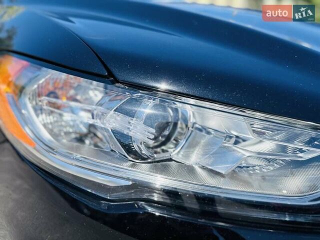 Черный Форд Фьюжн, объемом двигателя 2 л и пробегом 45 тыс. км за 15750 $, фото 49 на Automoto.ua