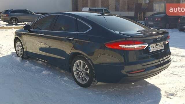 Черный Форд Фьюжн, объемом двигателя 2 л и пробегом 82 тыс. км за 17999 $, фото 7 на Automoto.ua