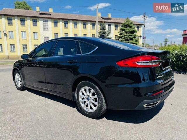 Черный Форд Фьюжн, объемом двигателя 2 л и пробегом 45 тыс. км за 15750 $, фото 10 на Automoto.ua