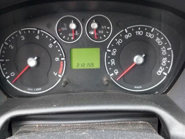 Черный Форд Фьюжн, объемом двигателя 1.4 л и пробегом 212 тыс. км за 5400 $, фото 6 на Automoto.ua