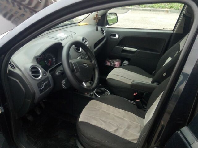 Черный Форд Фьюжн, объемом двигателя 1.6 л и пробегом 213 тыс. км за 6100 $, фото 9 на Automoto.ua